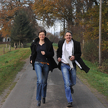 Barbara Kolzarek und Detlev Lindau-Bank